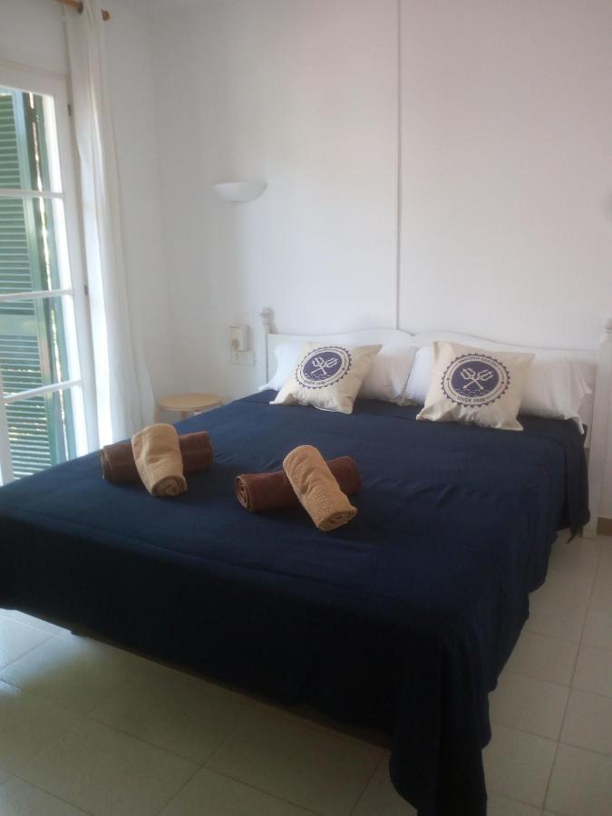 Apartamentos Playa Park Brisas Son Xoriguer Cala en Bosch Ngoại thất bức ảnh