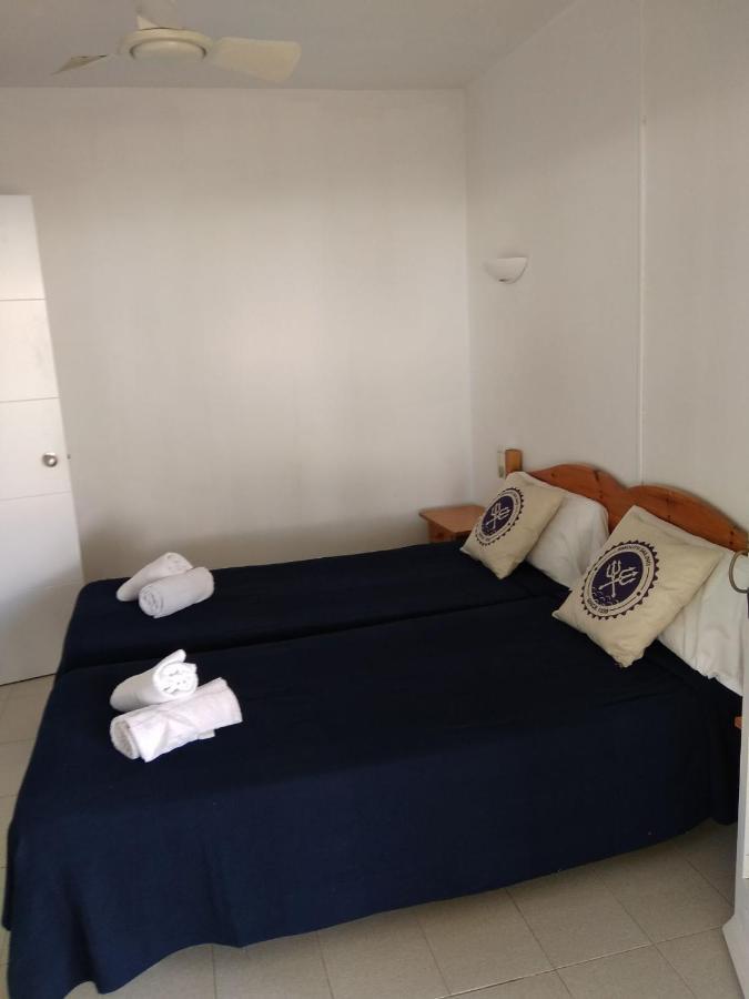 Apartamentos Playa Park Brisas Son Xoriguer Cala en Bosch Ngoại thất bức ảnh